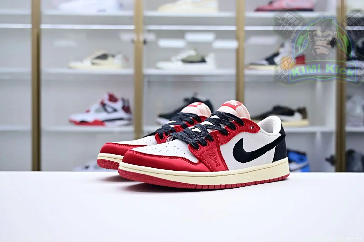 Room “Away” Low OG Jordan Air Trophy Jordan Kimikick x 1 0820